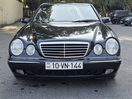 Mercedes E 240 2000