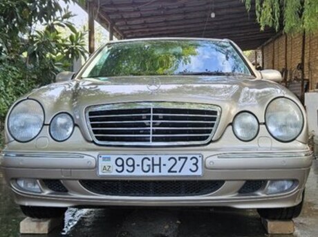 Mercedes E 240 2001