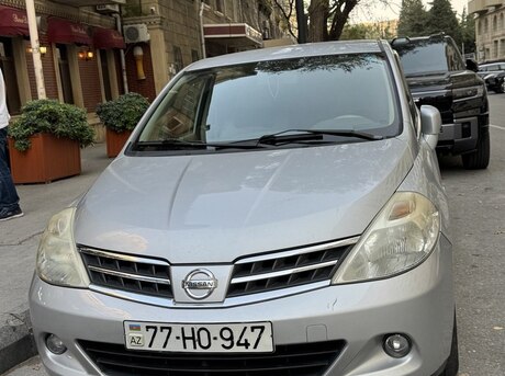 Nissan Tiida 2011