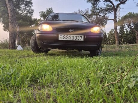 Opel Corsa 2000