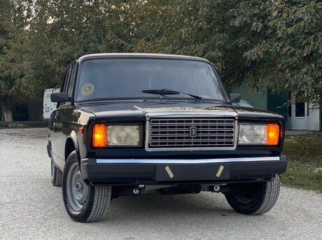 LADA (VAZ) 2107 2011