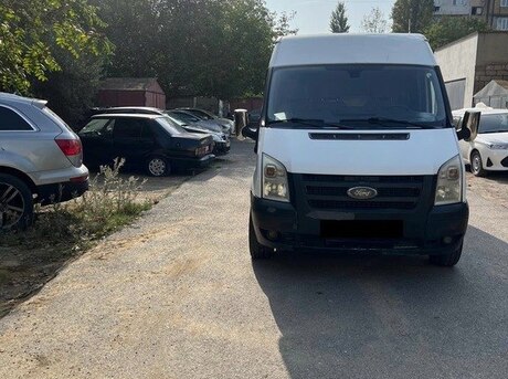 Ford Transit 2010