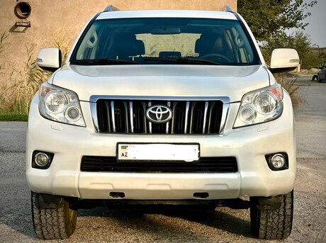 Toyota Land Cruiser Prado 2010