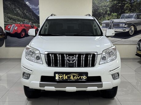 Toyota Land Cruiser Prado 2013
