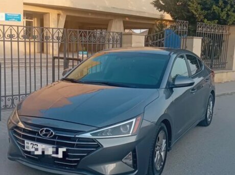 Hyundai Elantra 2019