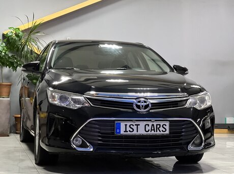 Toyota Camry 2015