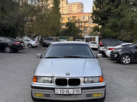 BMW 318 1993