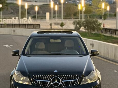 Mercedes C 250 2012