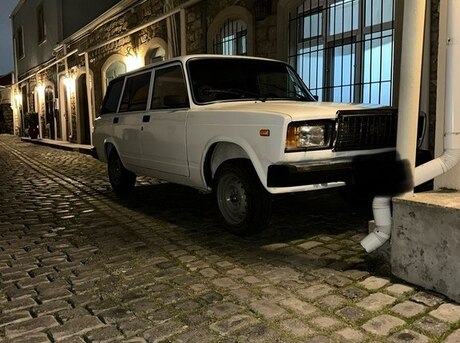 LADA (VAZ) 2104 2011