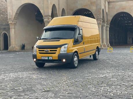 Ford Transit 2011