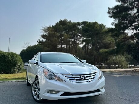 Hyundai Sonata 2012