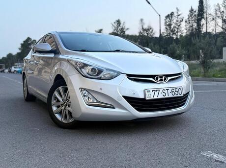 Hyundai Avante 2015