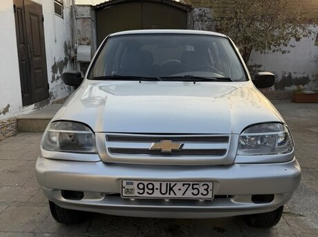 Chevrolet Niva 2005