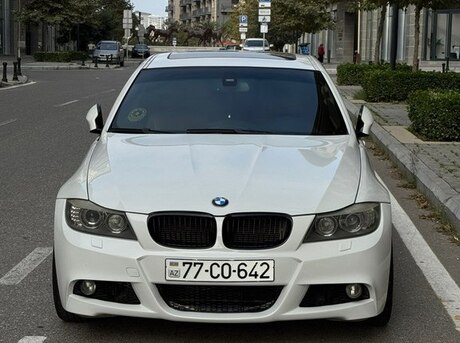 BMW 330 2009