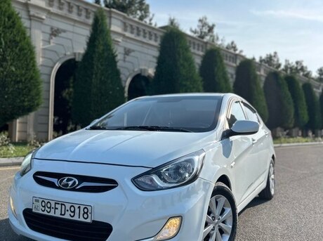 Hyundai Accent 2013