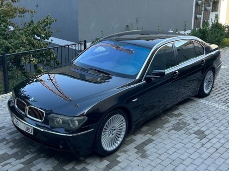 BMW 735 2003