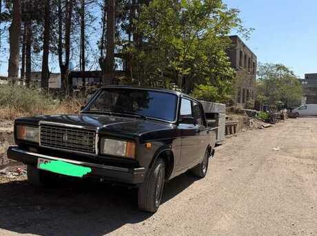 LADA (VAZ) 2107 2011