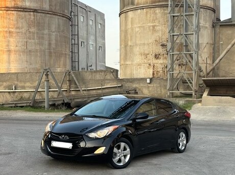 Hyundai Elantra 2013