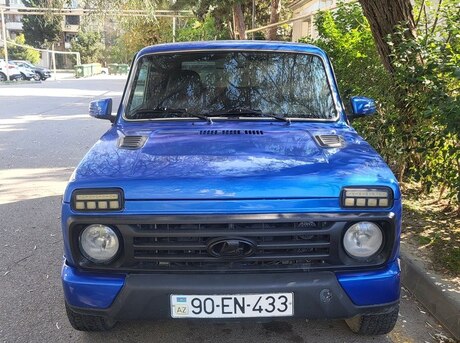LADA (VAZ) Niva 2008