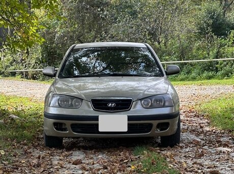 Hyundai Elantra 2001
