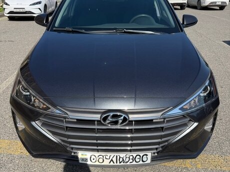 Hyundai Elantra 2020