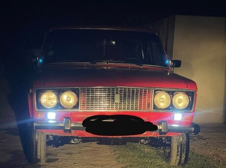 LADA (VAZ) 2106 1985
