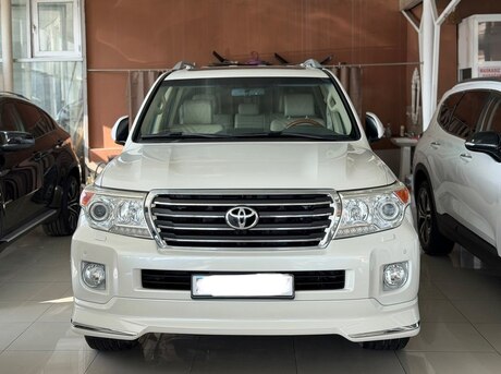 Toyota Land Cruiser 2013