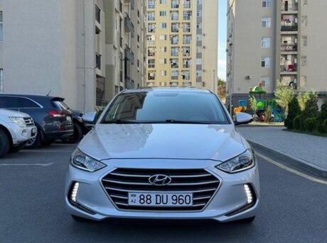 Hyundai Elantra 2016