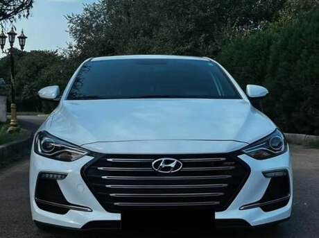 Hyundai Elantra 2017