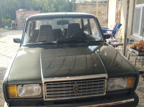 LADA (VAZ) 2107 2000