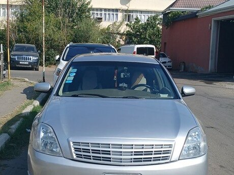 Nissan Teana 2004
