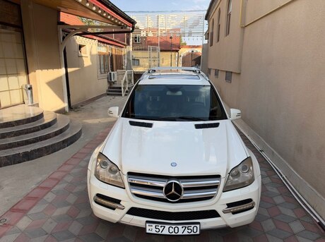 Mercedes GL 450 4MATIC 2010