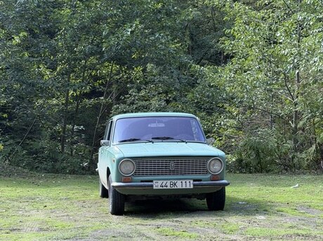 LADA (VAZ) 21011 1987