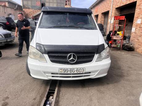 Mercedes  2008