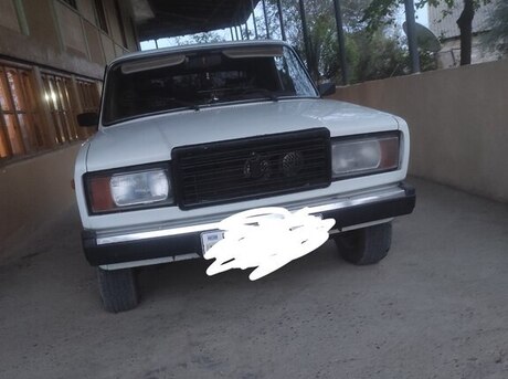 LADA (VAZ) 2107 2011