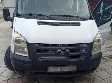 Ford Transit 2011