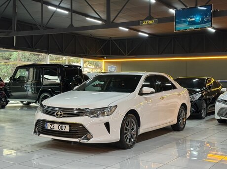 Toyota Camry 2017