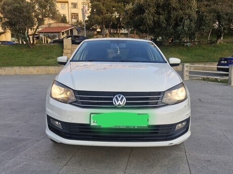 Volkswagen Polo 2015