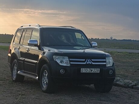 Mitsubishi Pajero 2007
