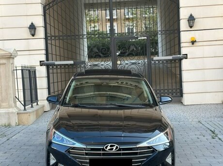 Hyundai Elantra 2019