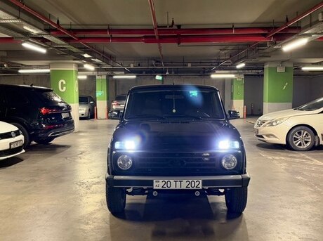 LADA (VAZ) Niva 2022