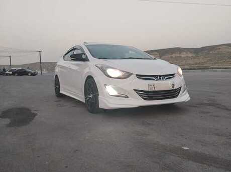 Hyundai Elantra 2012