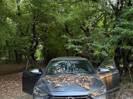 Hyundai Elantra 2016