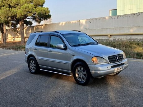 Mercedes ML 270 2001