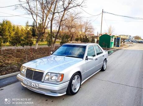 Mercedes 220 E 1994