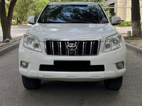 Toyota Land Cruiser Prado 2012