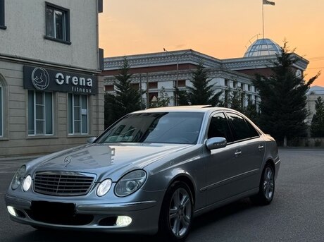 Mercedes E 240 2002