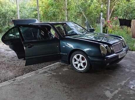 Mercedes E 230 1997