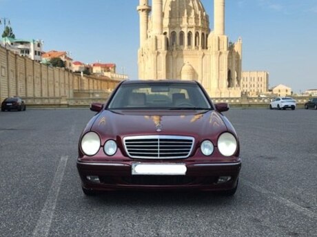 Mercedes E 240 1999