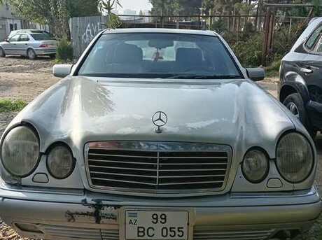 Mercedes E 230 1996